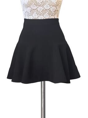 Robbi & Nikki Flirty Flare Black Flouncy Skirt 2